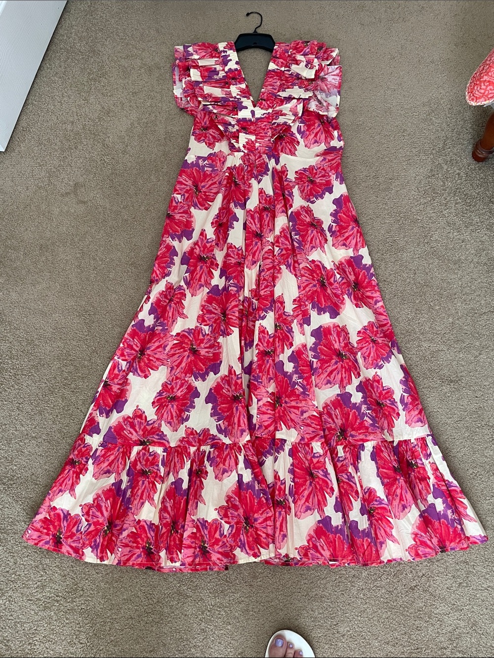 Floral Pink Maxi Dress with V-Neck